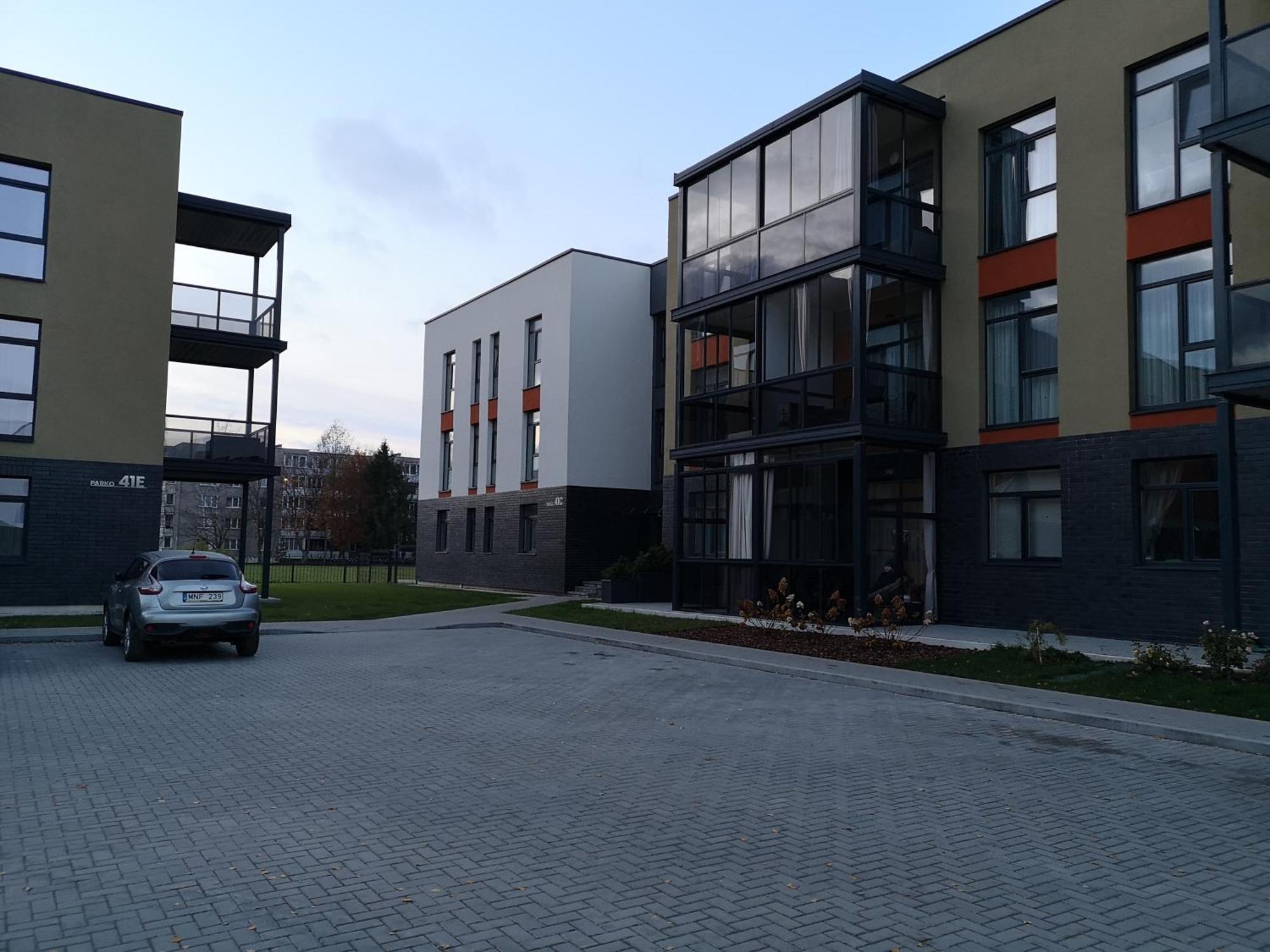 Parko Rezidencija Apartments - Self Check-In Panevėžys エクステリア 写真